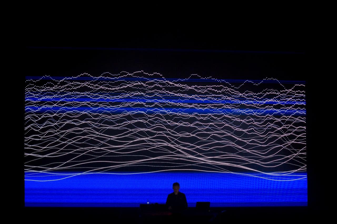 Alva Noto — UNIEQAV en MUTEK MX (grabado el 22 de noviembre, 2017, Auditorio BB)
