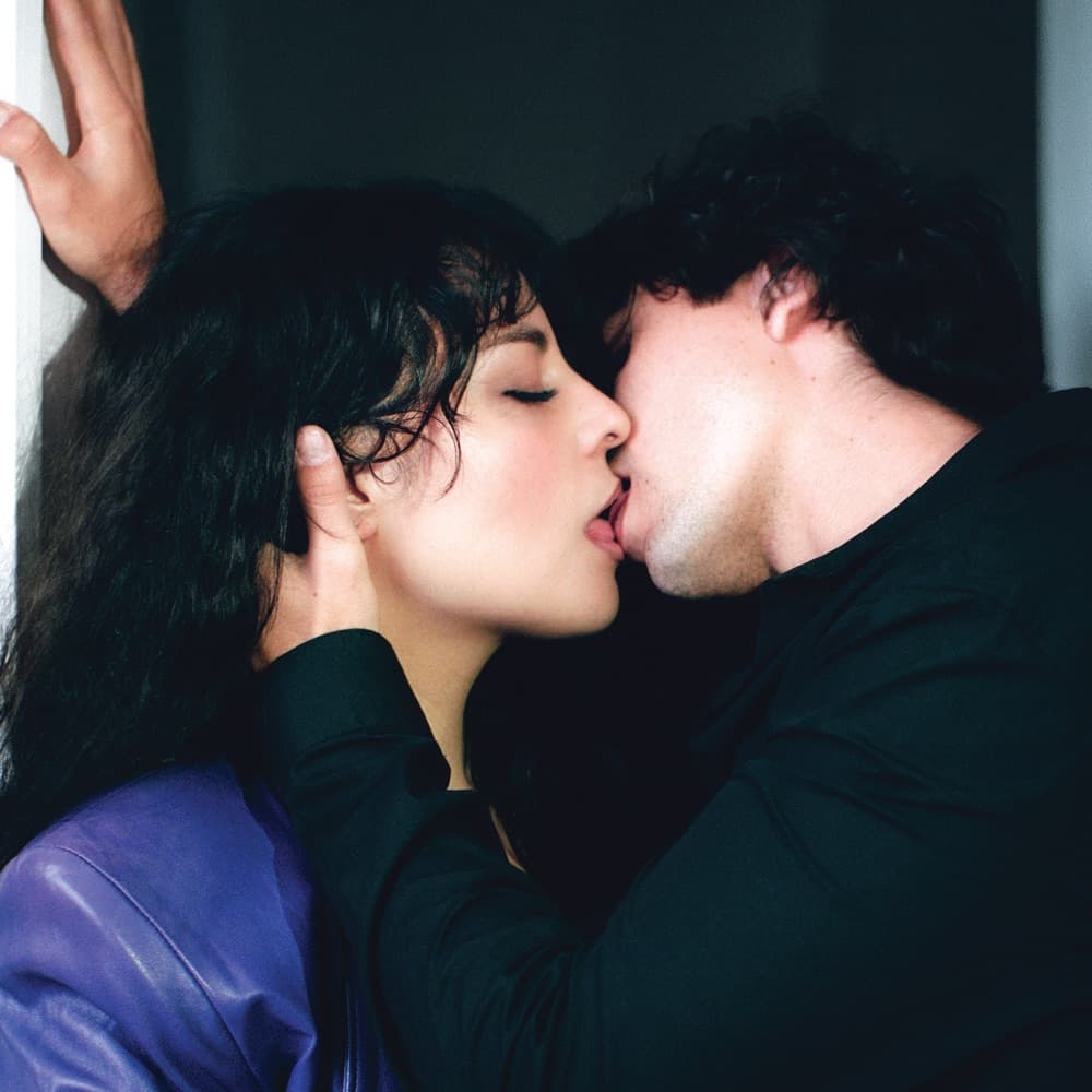 RRRomeo - Girl Ultra